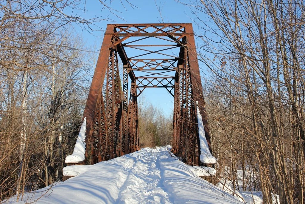 Hurley Rail Crossing
